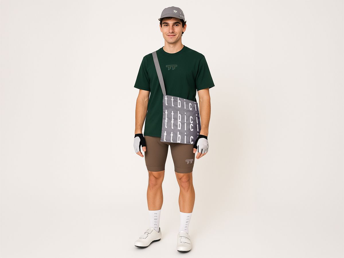 TTBICI U LINE TECH T-SHIRT เสื้อยืดเทค / สีเขียวป่า