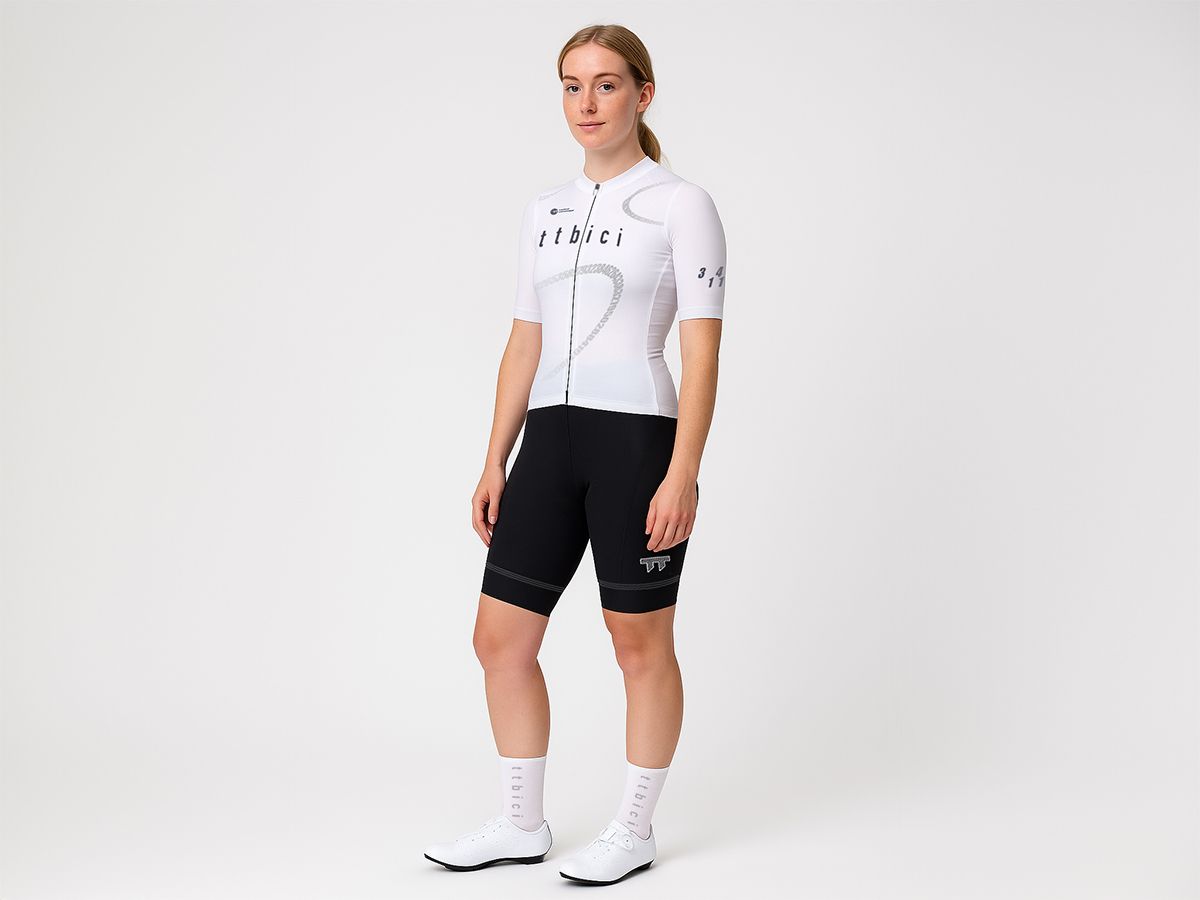 a Line Women' Lightweight Team Jersey / White
