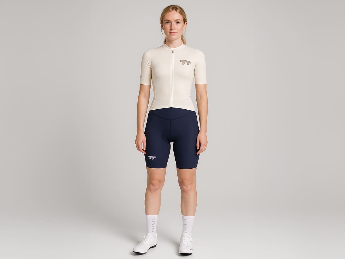 a Line Women' Lightweight Bib Shorts / Eclipse Purple