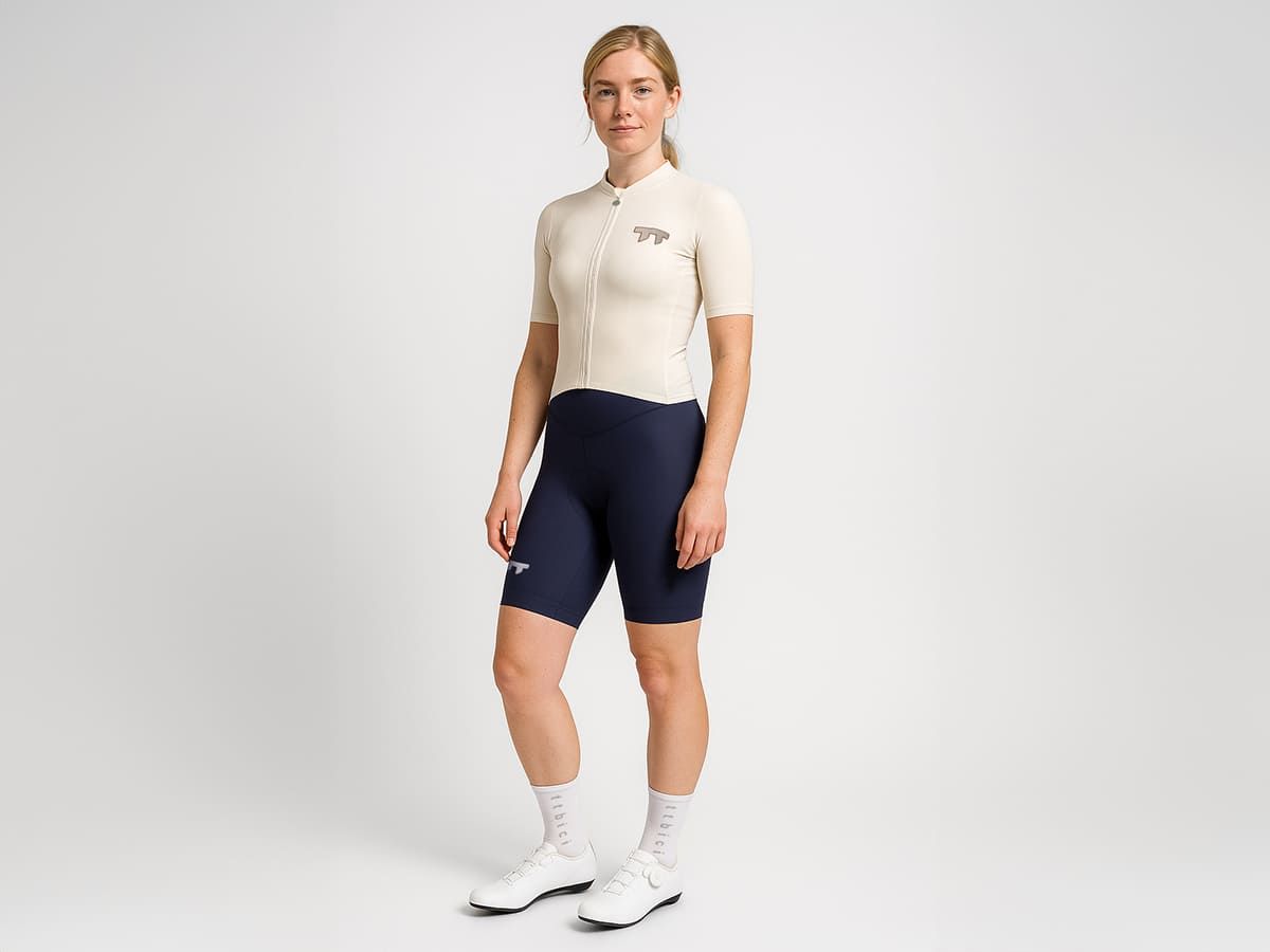 a Line Women' Lightweight Bib Shorts / Eclipse Purple