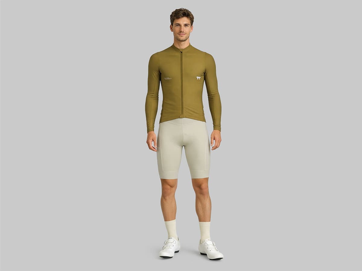 a Line Men's Apex Cargo Bib Shorts 男款口袋車褲 / 米白