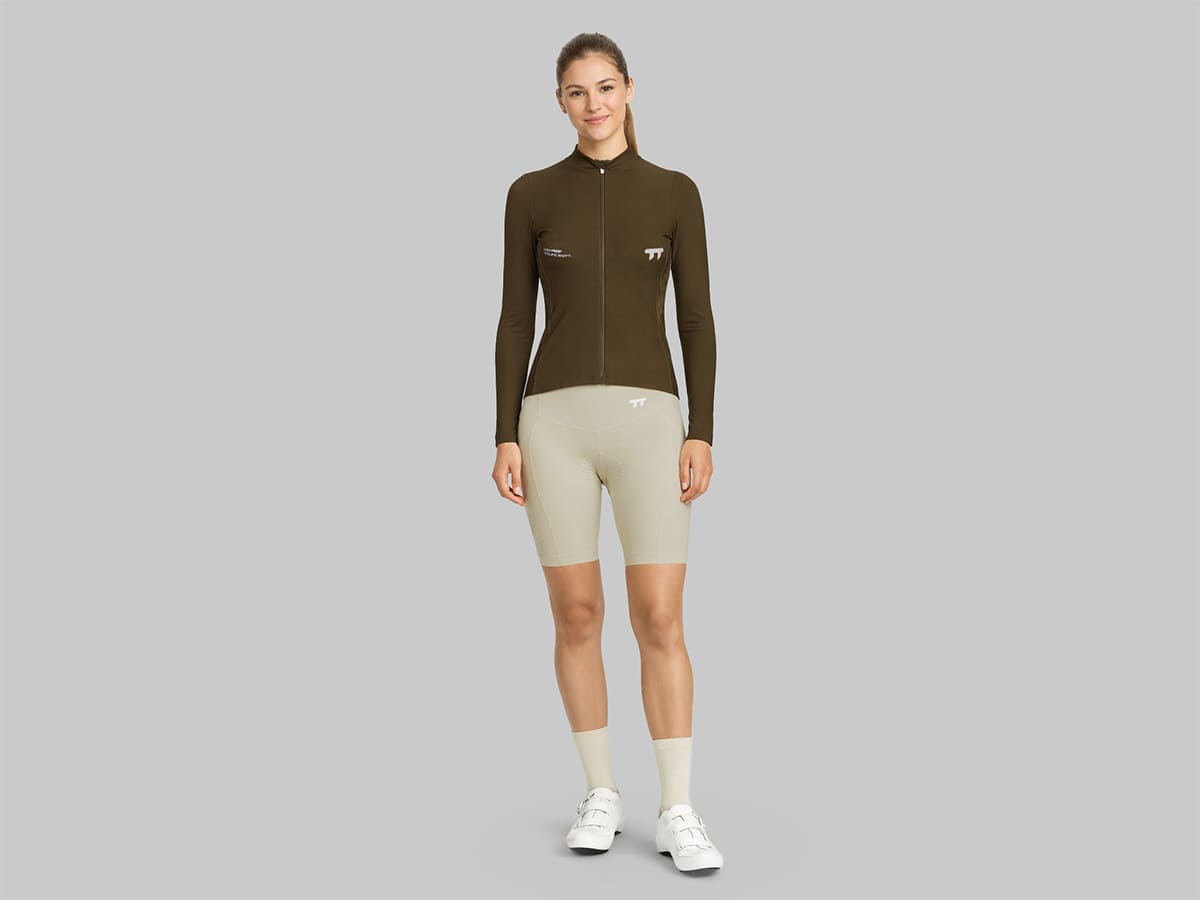 a Line Women's Apex Cargo Bib Shorts 女款口袋車褲 / 米白