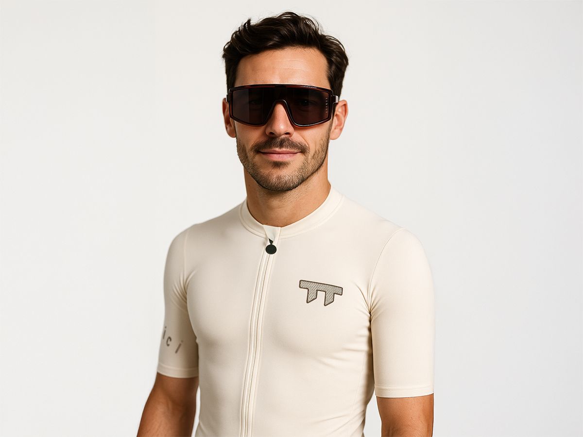 E-1 Cycling Sunglasses 騎行運動眼鏡 / 霧棕色+灰鏡片 (CAT3)