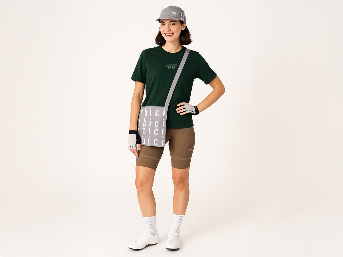 u Line Tech T-shirt / Forest Green