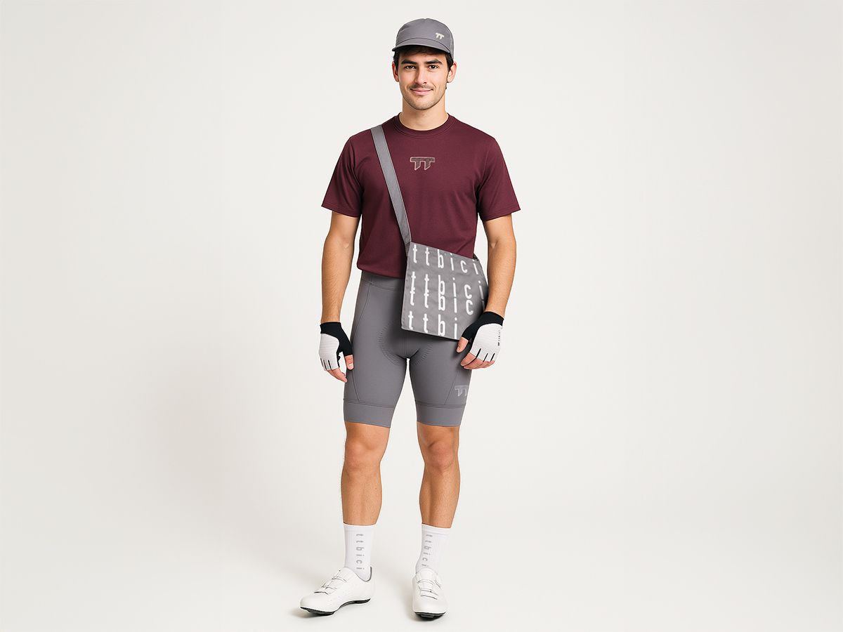 u Line Tech T-shirt / Rum Brown